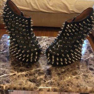 Jeffrey Campbell Sexy Wedges! Excellent Condition!